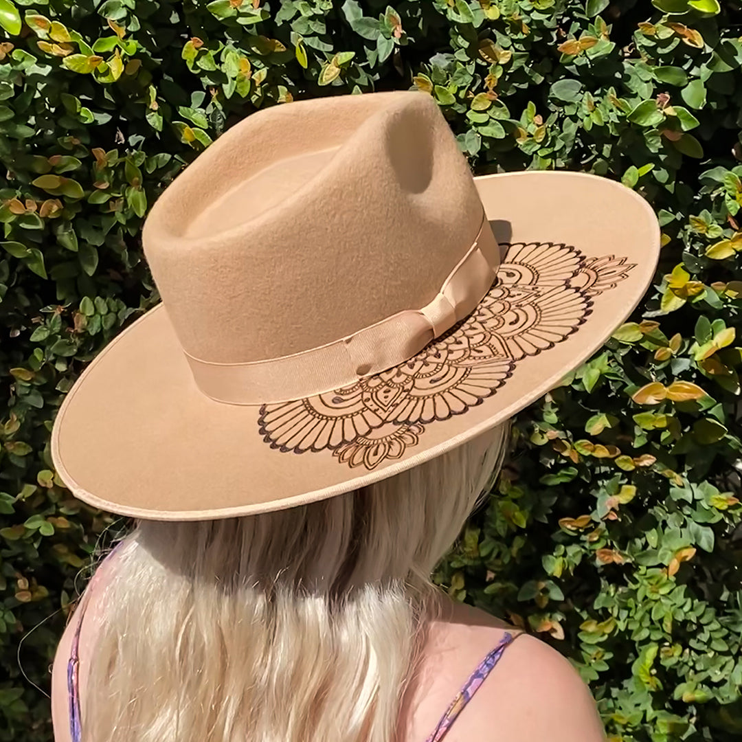 Milla Caramel Hat (medium)