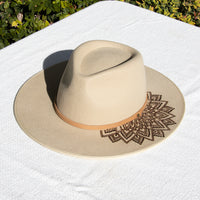 Harper Cream Hat (medium)