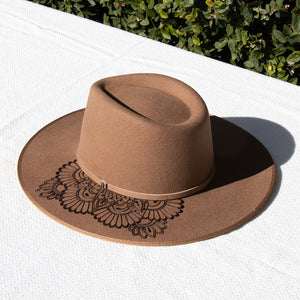 Milla Oak Hat (medium)