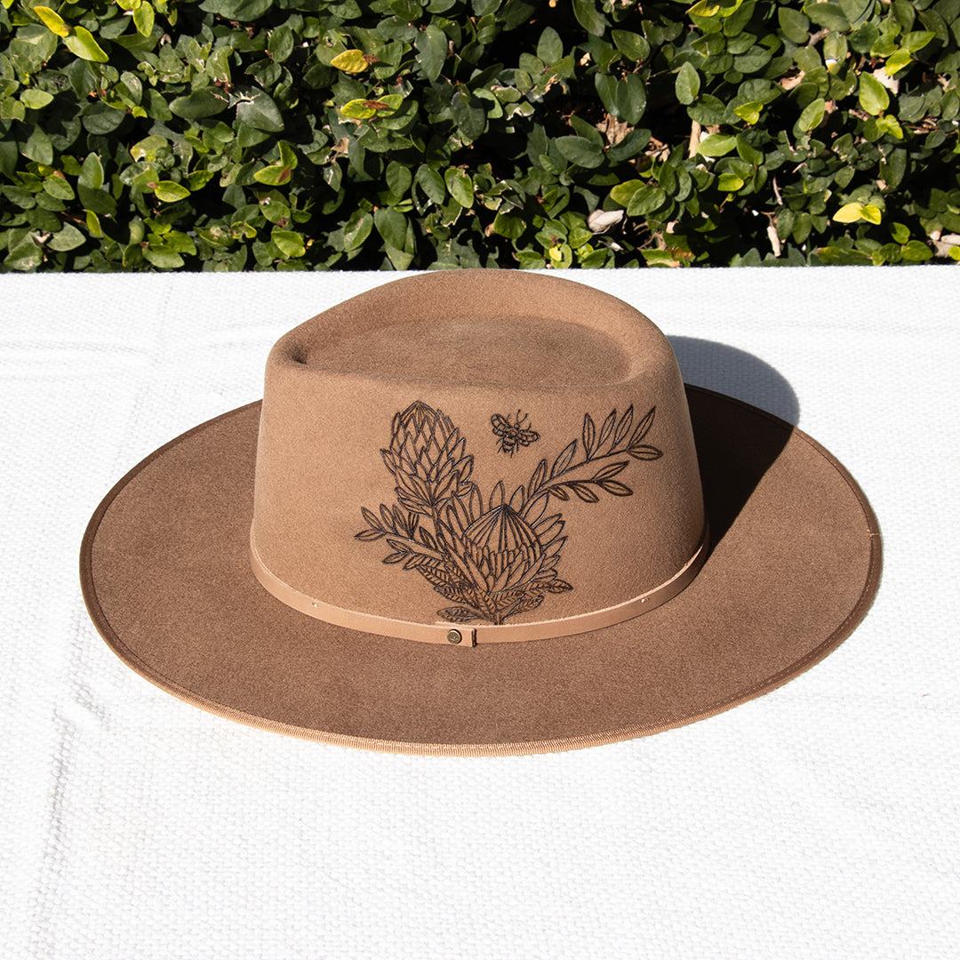 Flora Oak Hat (medium)
