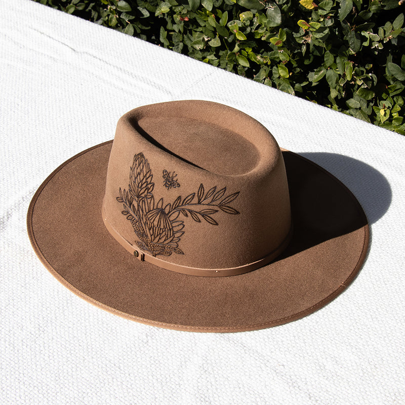 Flora Oak Hat (large)