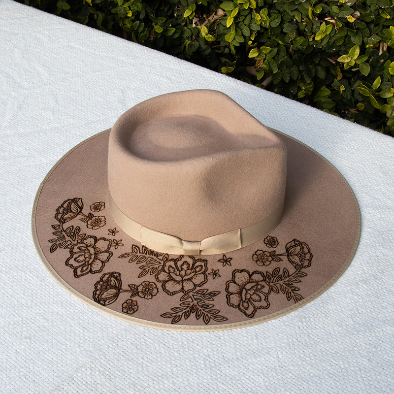 Blossom Sand Hat (medium)