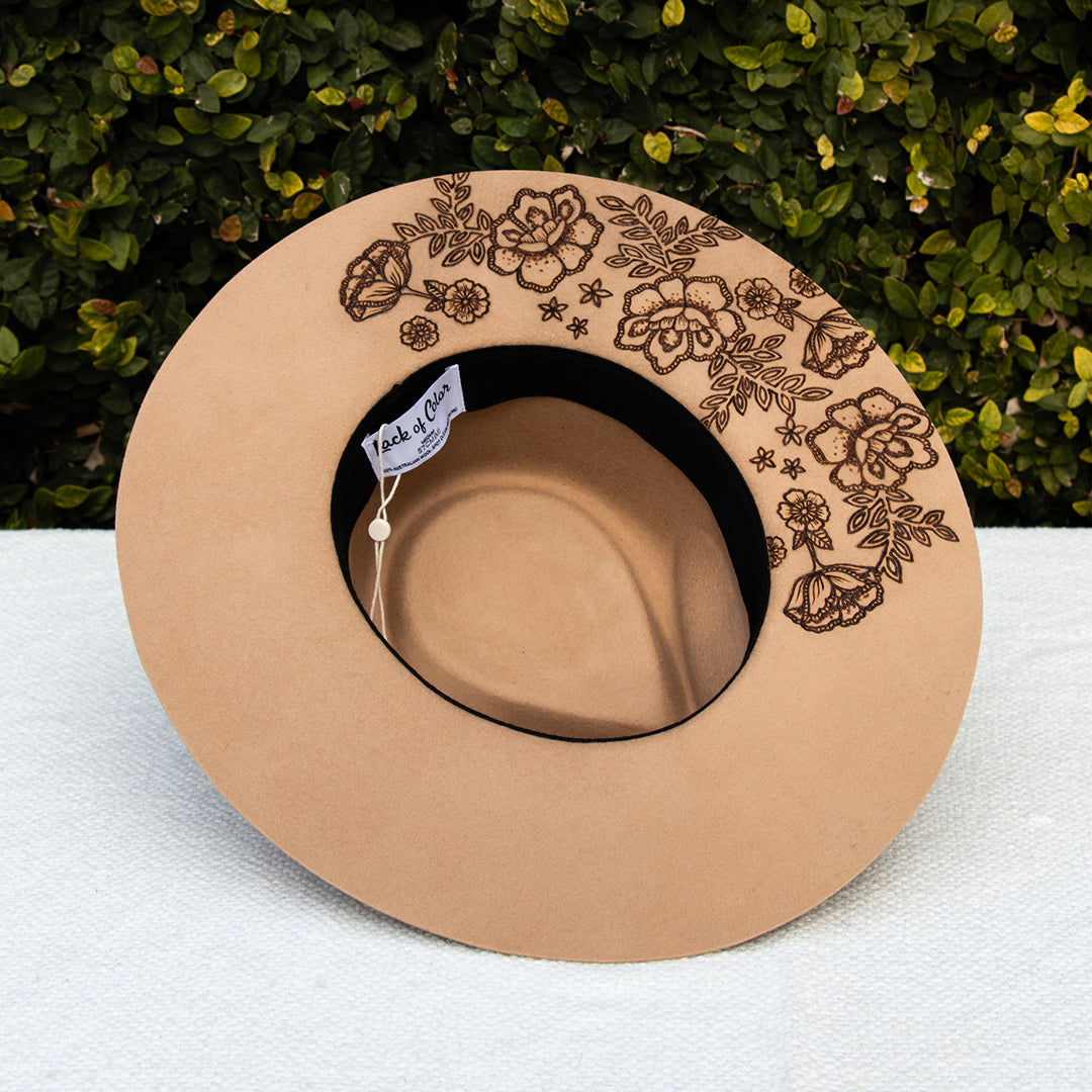 Blossom Caramel Hat (medium)