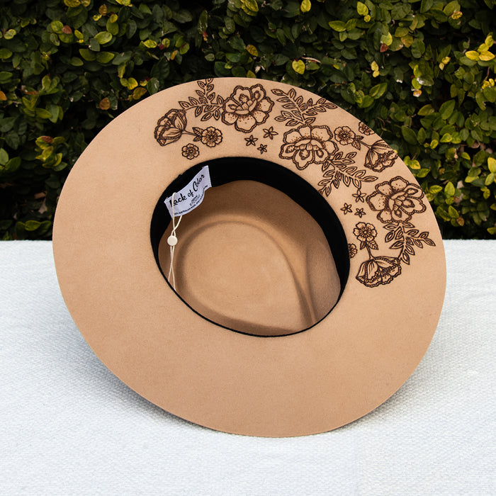 Blossom Caramel Hat (medium)